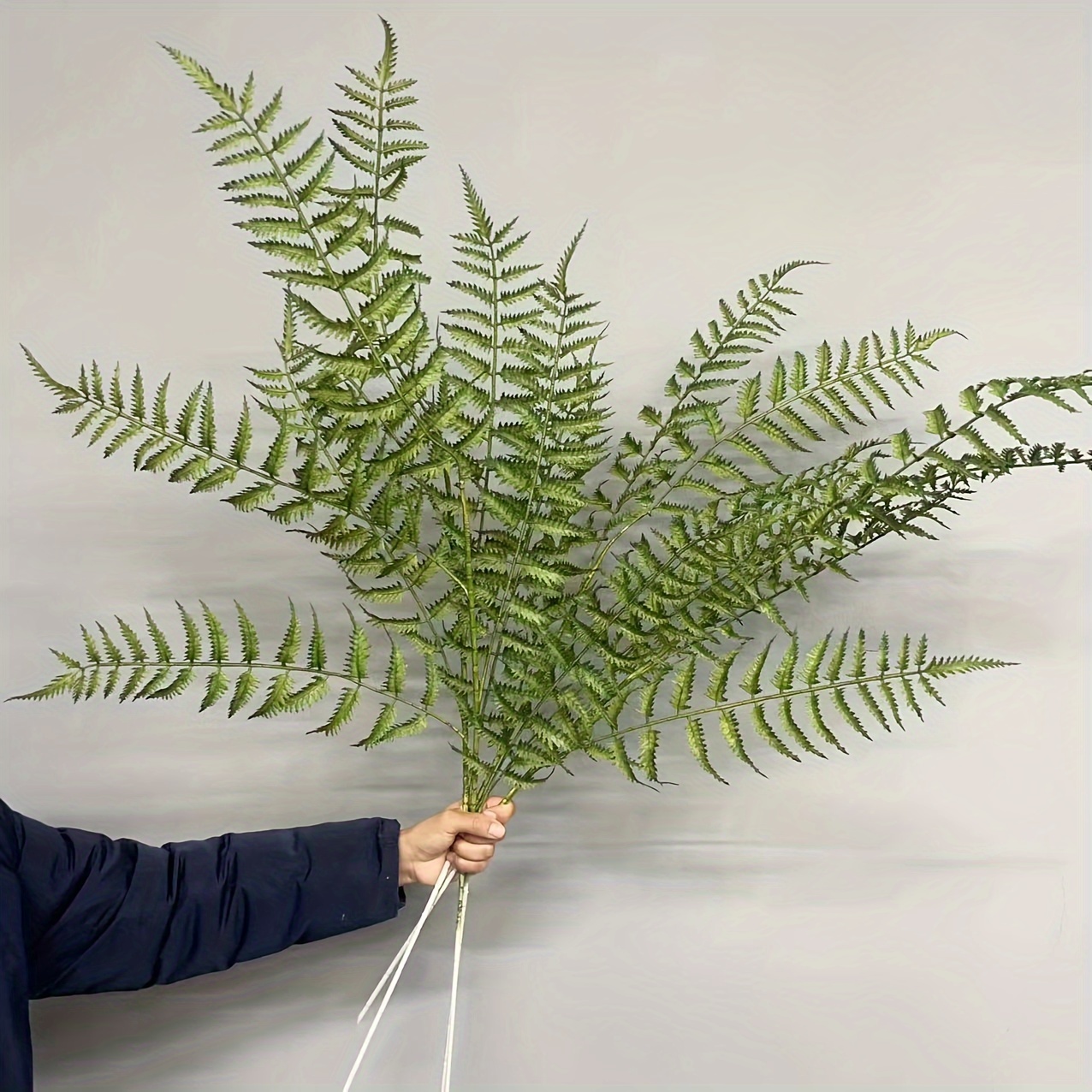 

1pc, 90cm/35.4in Large Fern, Artificial Fern, Fake Green Plant, Vase Flower Arrangement, Wedding Decoration, Vertical Plant Wall Decoration