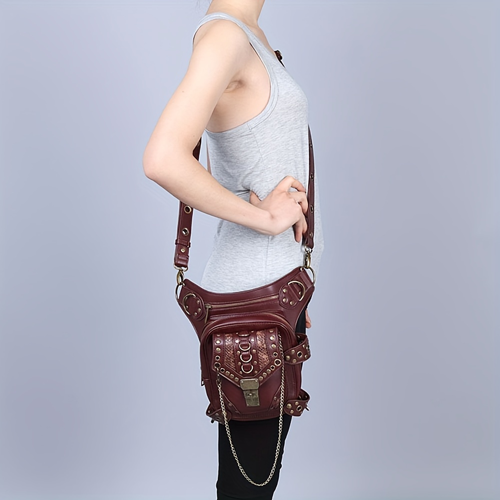 Riveted chain 2025 waist bag