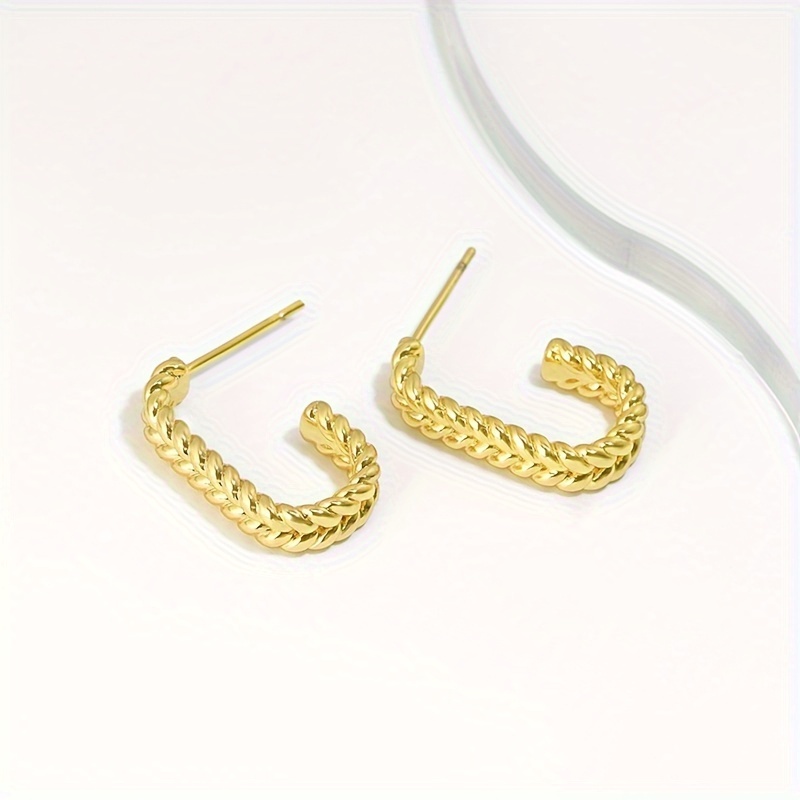 Orecchini A Perno Con Rosa Nera In Argento Sterling: Design Gotico, 1x1 Cm, Per Lobo