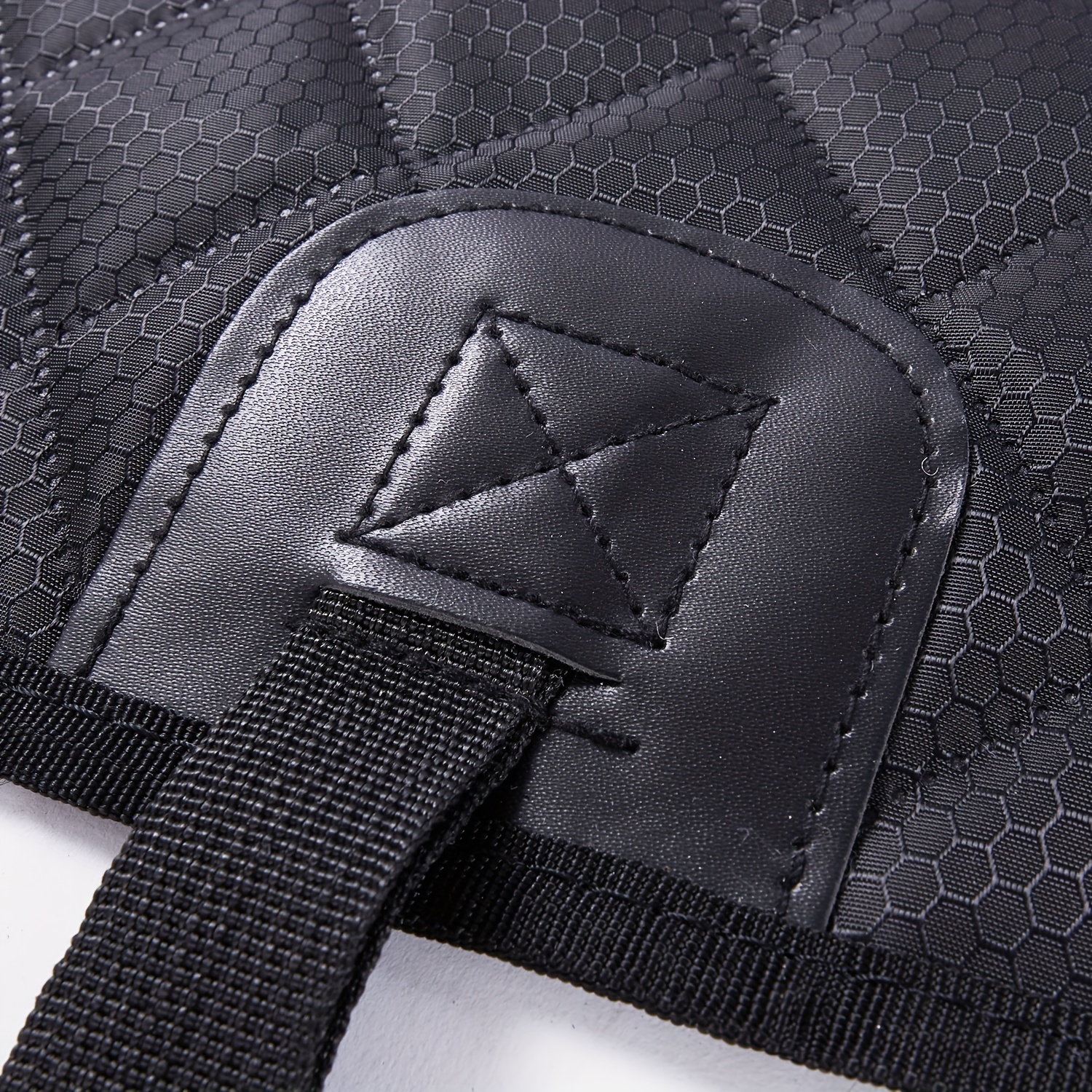 Keep Your Car Clean & Safe: Waterproof Pet Car Seat Cover With Mesh Window  - Temu Latvia