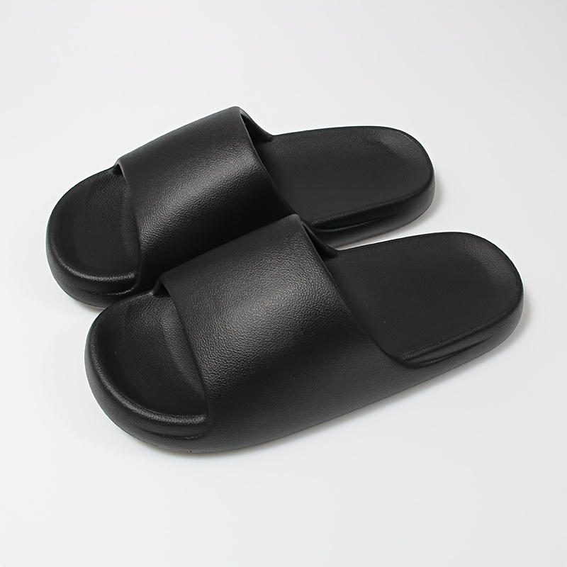 Plain black hot sale sliders mens