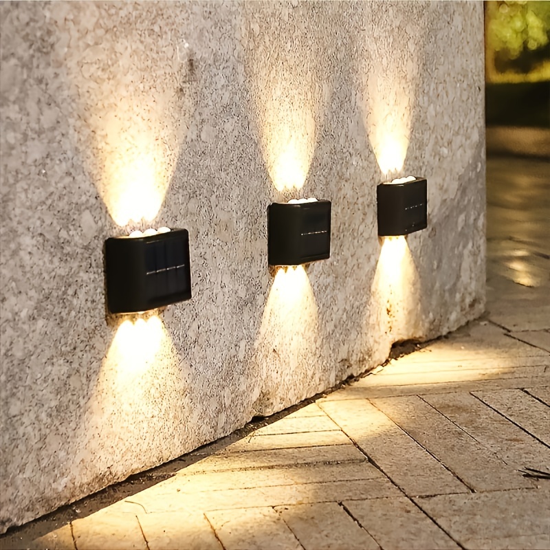 Paquete de 2 luces solares de pared para exteriores, impermeables, LED  arriba y abajo, luces solares para exteriores, aplique de pared,  iluminación