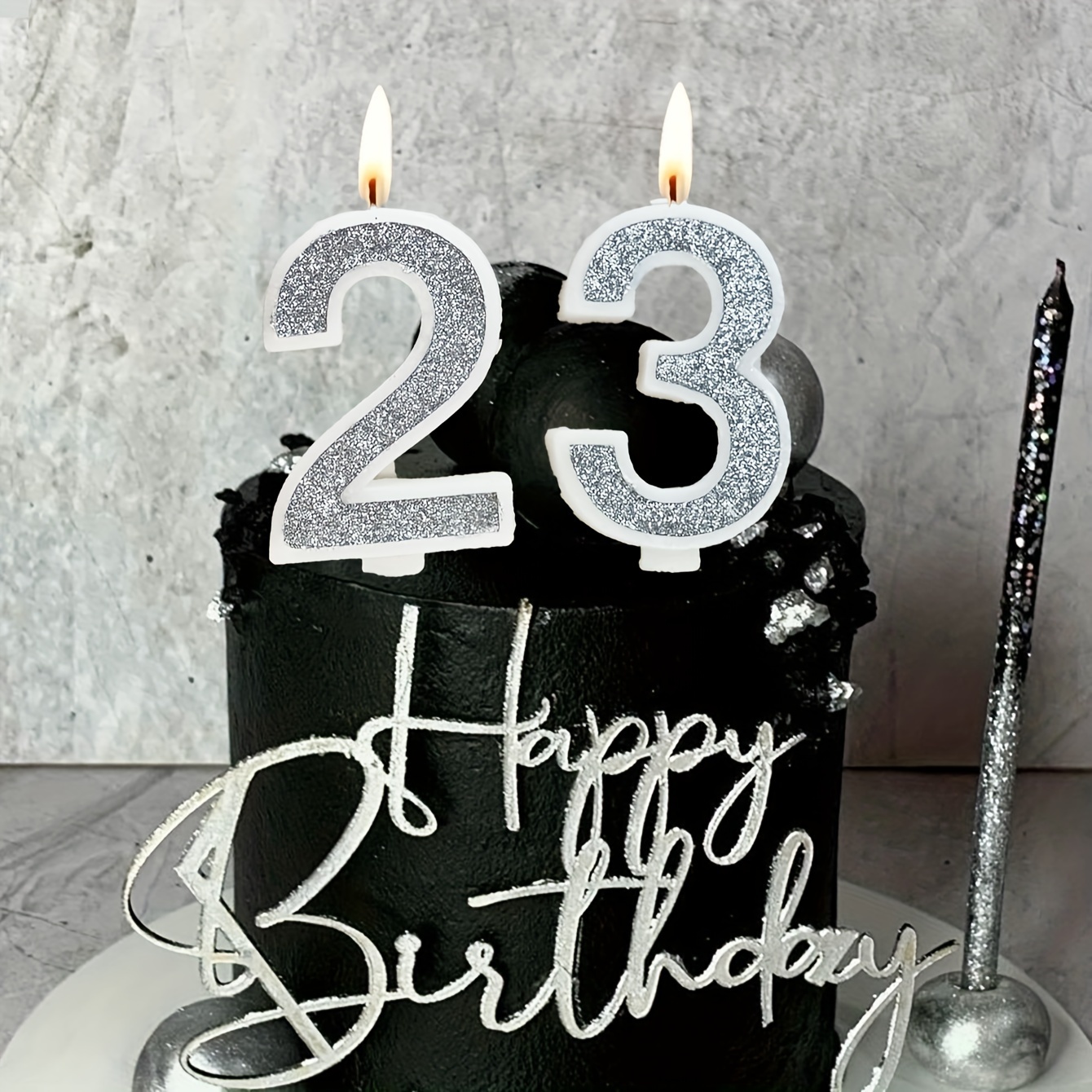 Buon Compleanno in cerchio di Fiori Rossi. Happy Birthday. Cake Topper