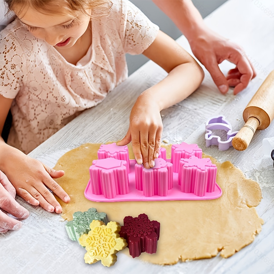 6 Cavity Different Snowflake Silicone Cake Mold