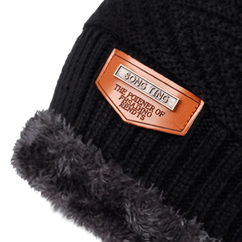 Men Triangle Pattern Knit Winter Thermal Cap