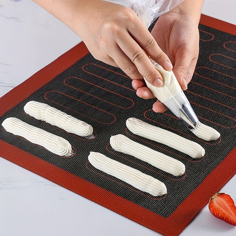 Acheter Tapis de cuisson en Silicone, revêtement de feuille de four  antiadhésif, outil de boulangerie pour biscuits, pain, accessoires de  cuisine