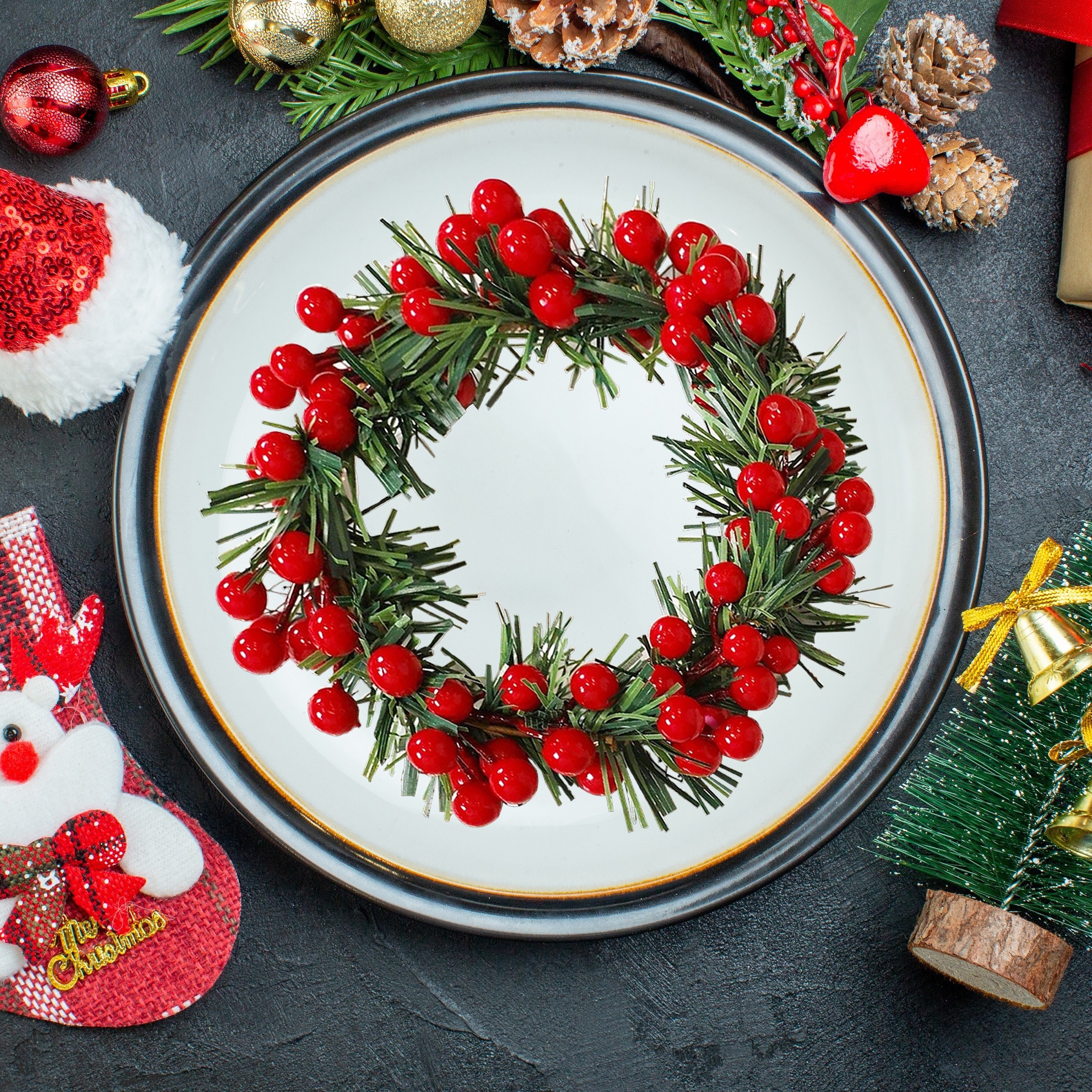 1pc, Christmas Wreath, Small Faux Red Berries Wreath For Front Door Window  Fireplace Mantel Xmas Winter Holiday Decoration Decor