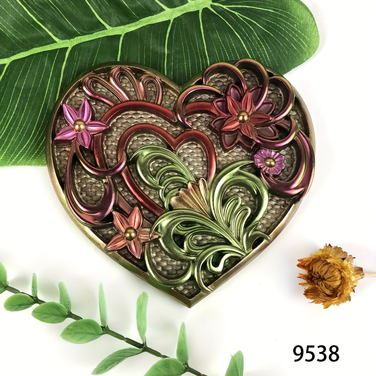CrazyMold's Heart Shaped Flower Relief Decoration Resin Mold - Where Love  Blooms in Craft!