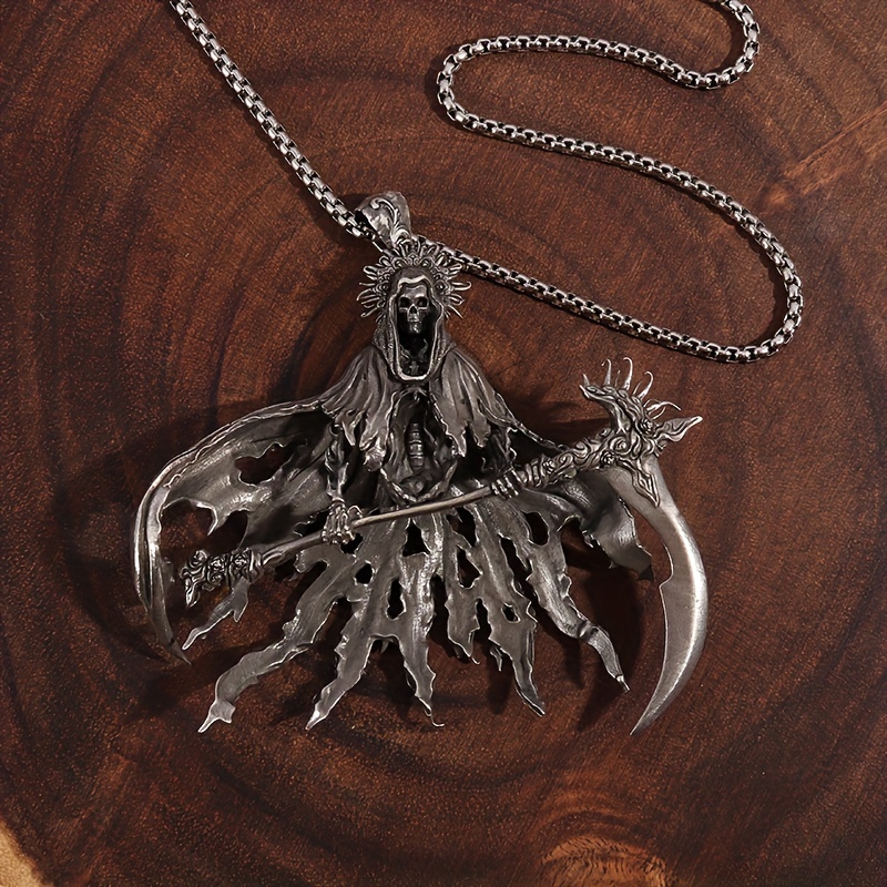 Retro Skull Pendant Necklace for Men, Unique Gift