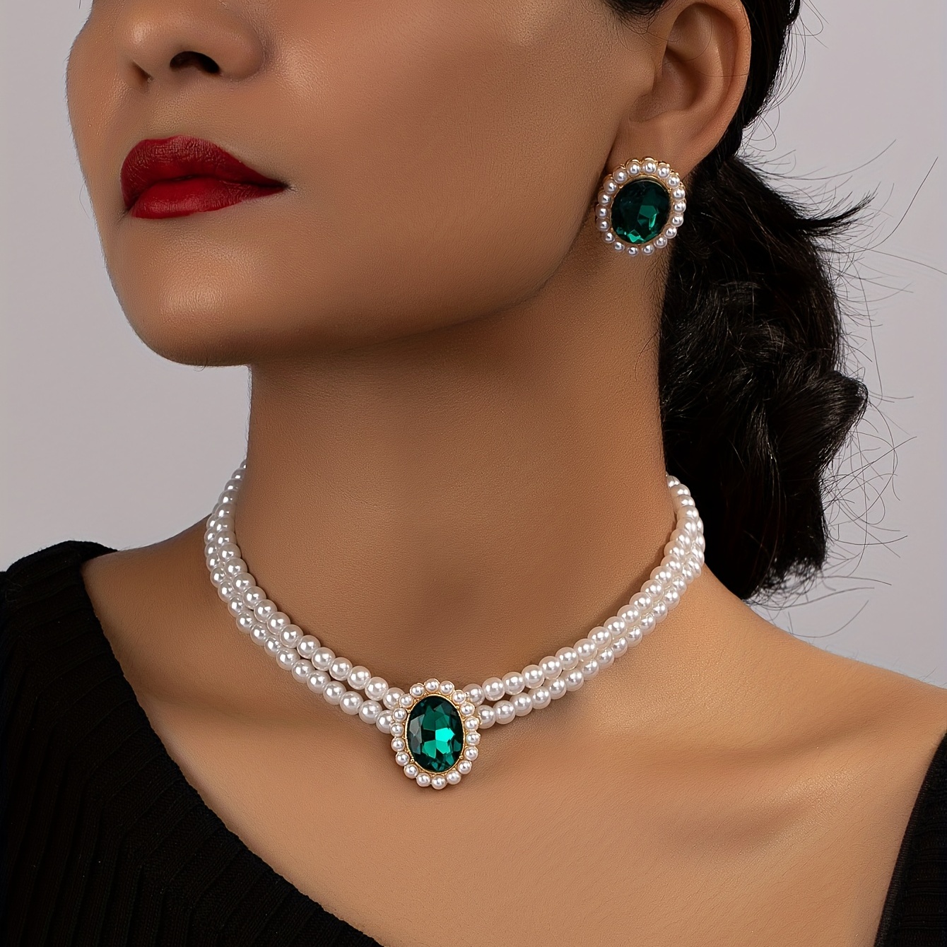 

Vintage Luxury Emerald Stud Earrings & Faux Pearl Choker Necklace Set, Bridal Wedding Accessory