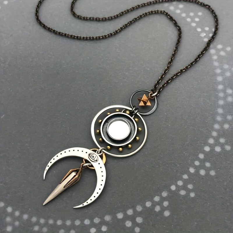 

Creative And Unique Women's Necklace With Gothic Retro Hollow Geometric Moon Hormone Eye Long Pendant Necklace, Perfect For Parties.