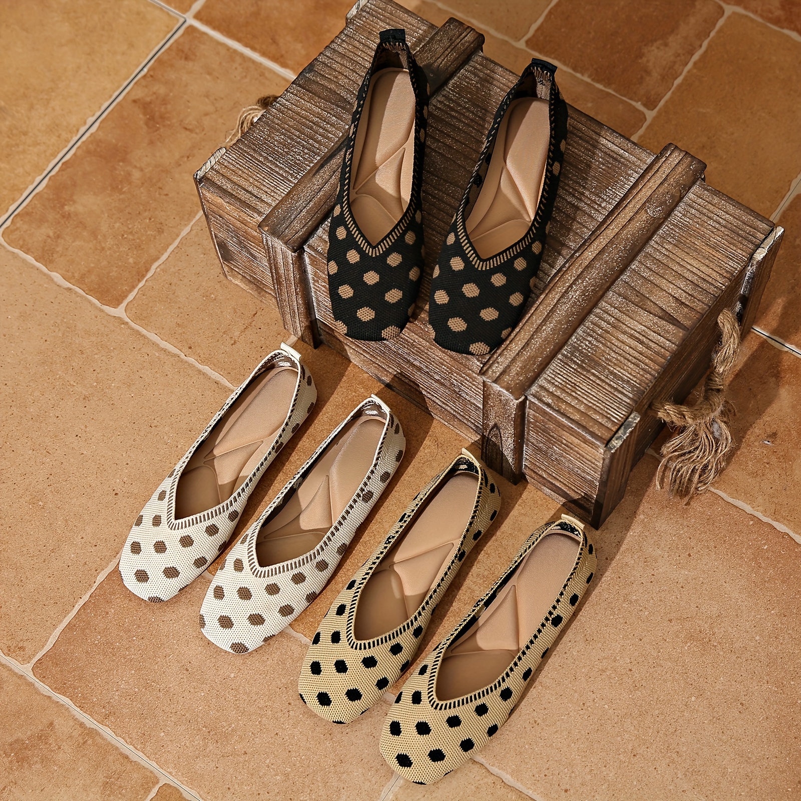 Black and white polka dot flat shoes best sale