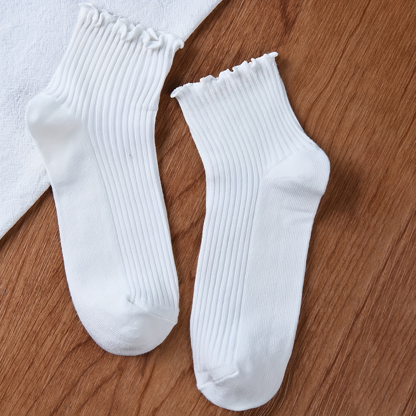 1 Paquete Calcetines Bonitos Blancos, Calcetín Informal Tobillo Volantes  Encaje Mujer, Calcetines Tubo Cortos Transpirables Cottagecore, Calcetines  Tobilleros Florales - Deporte Aire Libre - Temu