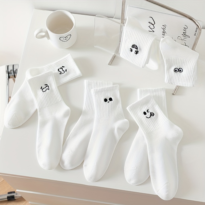 5-Pack Women's Cute expression crewsocks - Funny Faces (joyful, Dollar Signs, Surprise) - Everyday & Themed Outfits - Soft Everyday Casual Socks - Gift Idea for s & Women