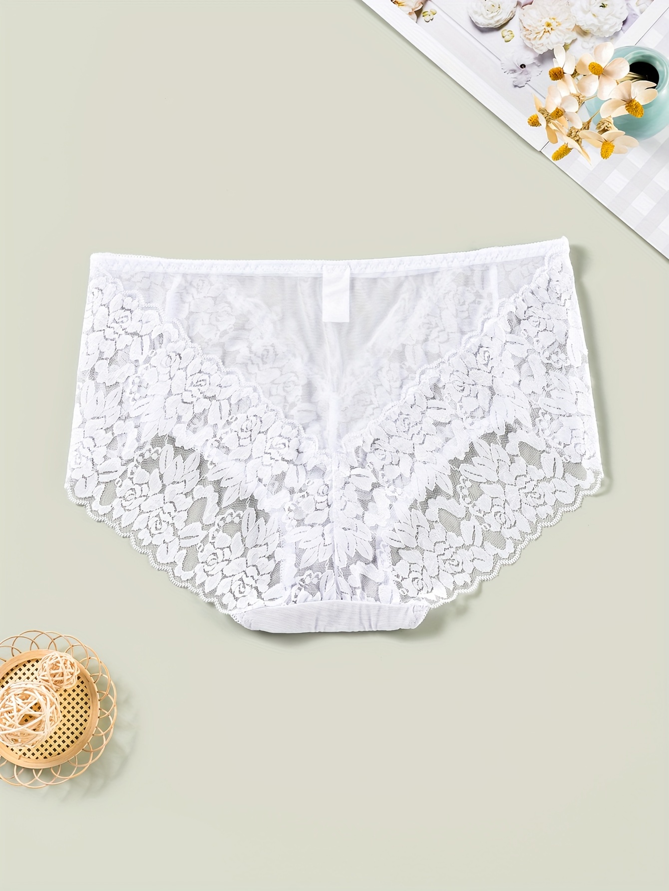 White Women's Contrast Lace Panty Romantic XXS