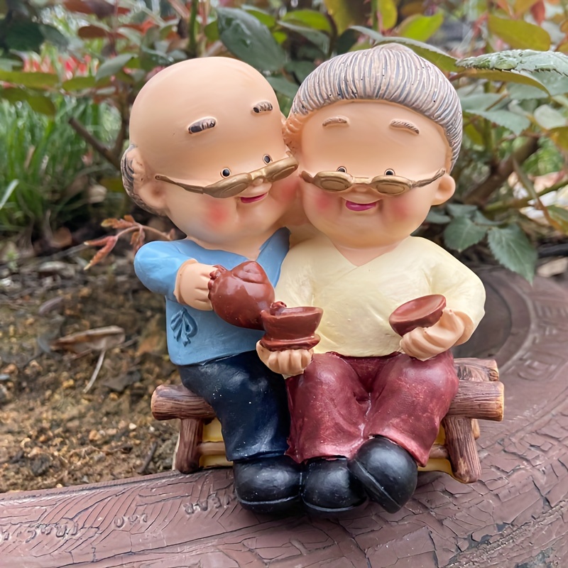 Novelty Garden Statues Grandfather Grandmother Old People Outdoor Xmas Gifts