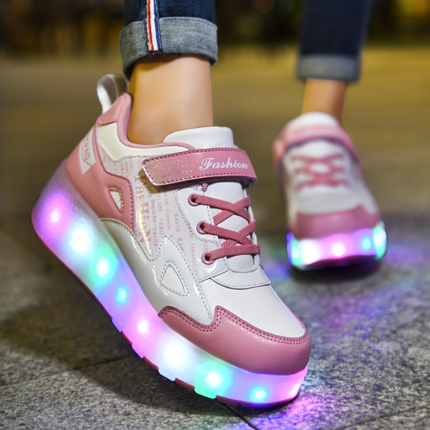 Comprar Zapatos de patín con ruedas para niños, zapatillas deportivas  luminosas súper ligeras LED, zapatillas de deporte para niños y niñas,  regalo a la moda