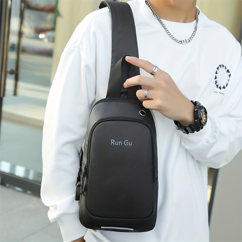 Large-capacity Solid Color Chest Bag In BLACK