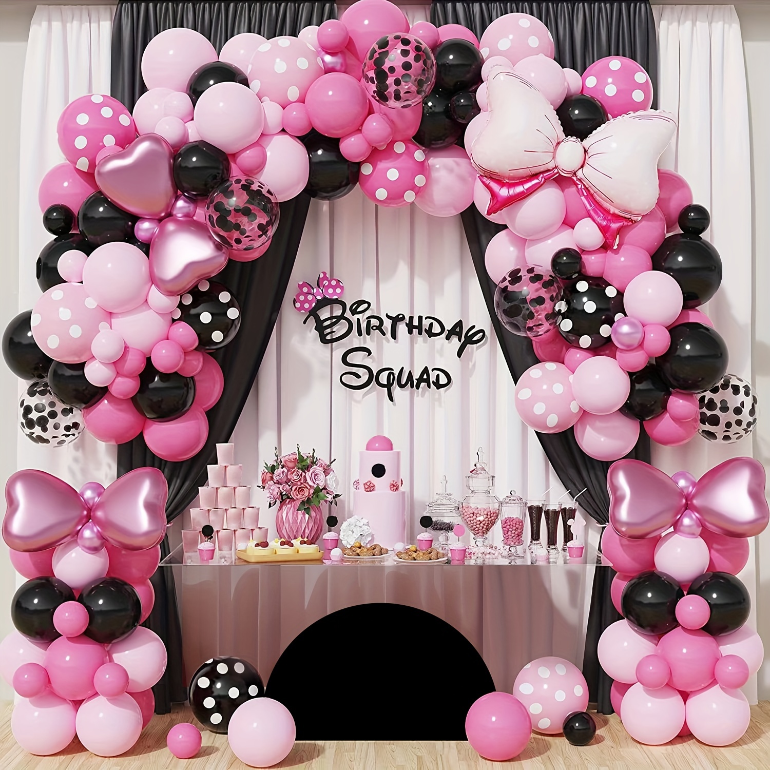 Fournitures de fête d'anniversaire Mickey Mouse, décorations de Mickey  Mouse comprenant une bannière, une décoration de gâteau, des ballons pour  fête