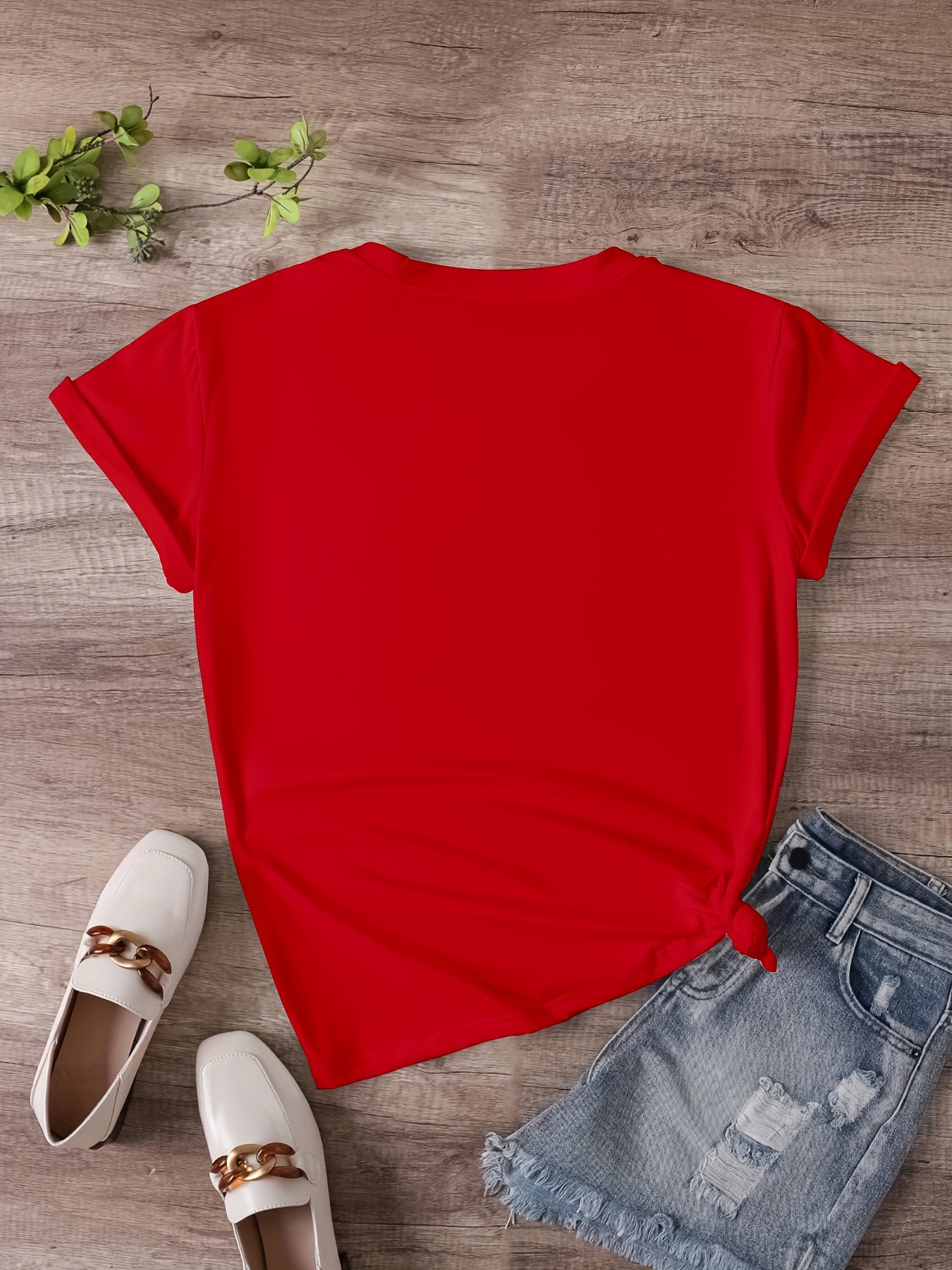 Plus Size, Plus Size Women's V-Neck Short Sleeve T-Shirt - Elegant Casual Chic White Top, Soft Breathable Fabric, Machine Washable, All-Season Versatile Wardrobe Staple, Everyday Comfort, Vneck Tee, Relaxed Fit Shirt