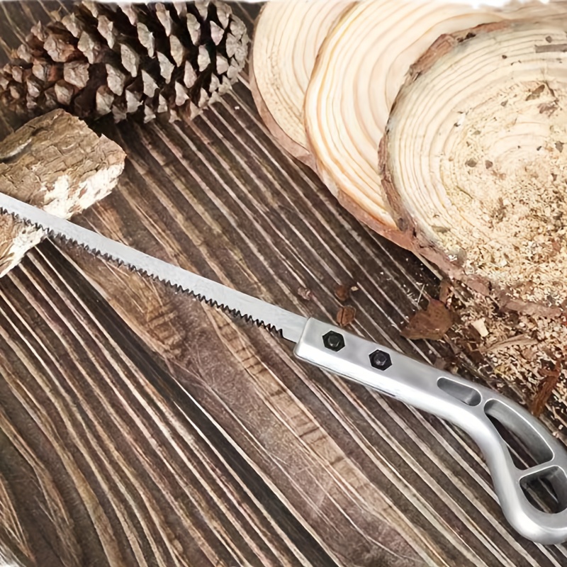 Small hand clearance saw for crafts