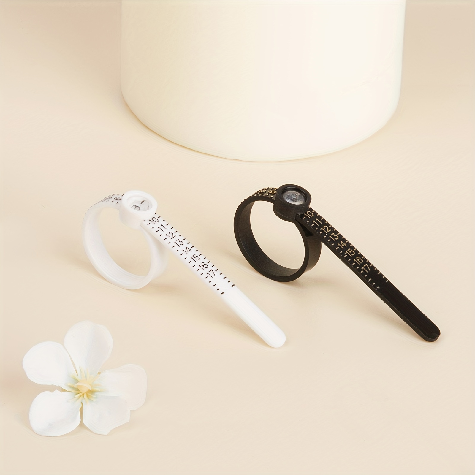Ring Sizer Meetgereedschap met vergrootglas, herbruikbare vingermaat meter sieraden maatgereedschap 1-17 VS ringen maat 2 stuks, plastic, Kunststof