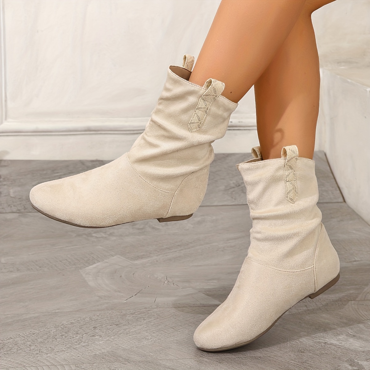 Upper Slip-on Flat Outsole Women Boots, Women Shoes