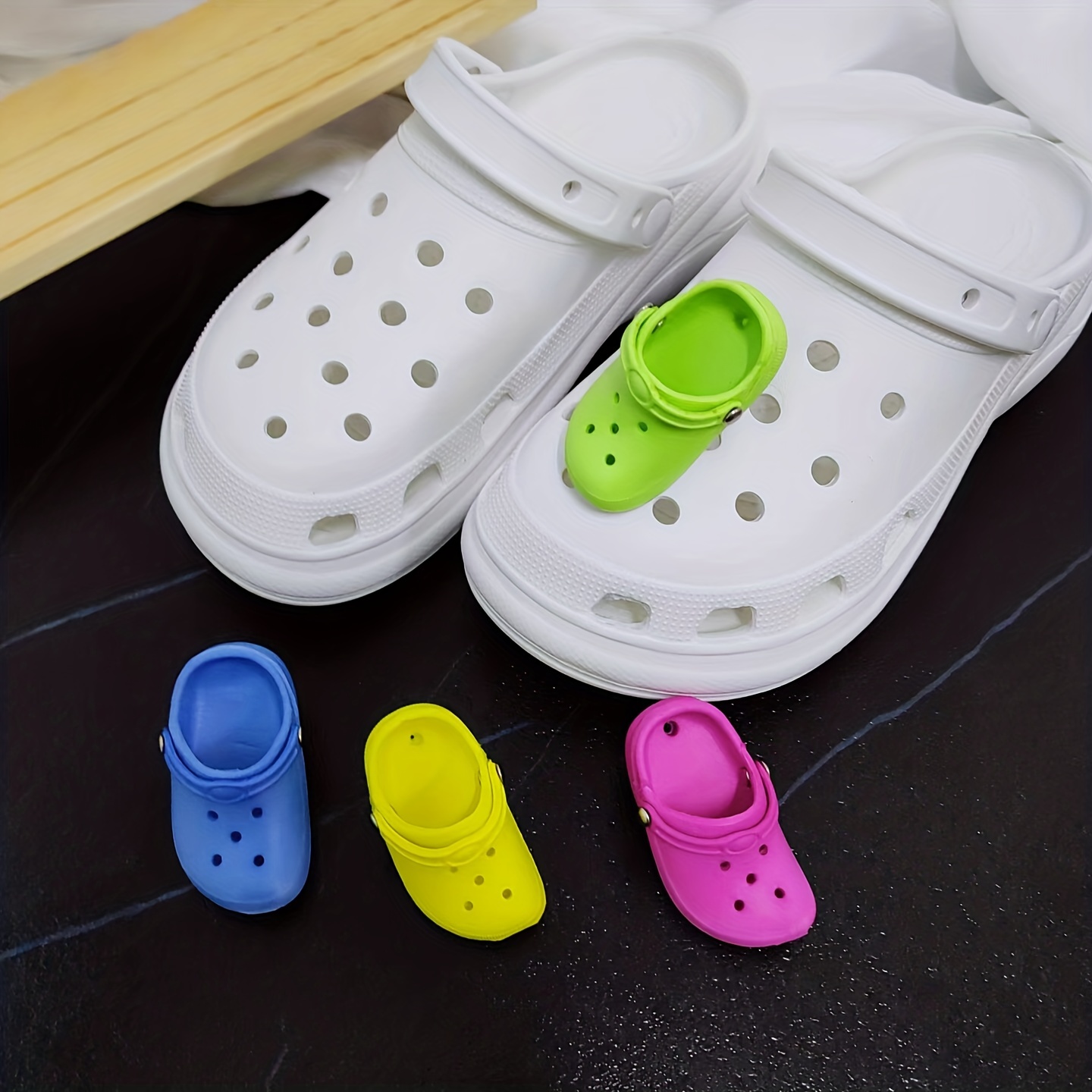 Dijes de Mini zapatos simulados para Crocs, accesorios para Crocs,  decoración de zapatos divertidos para mujeres, niñas y hombres, regalos de