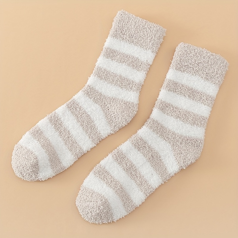 1 Par De Calcetines Peludos Suaves Y Cómodos Con Bonito Patrón, Calcetines  Térmicos Cálidos Y Difusos Para Otoño E Invierno - Deporte Y Aire Libre -  Temu