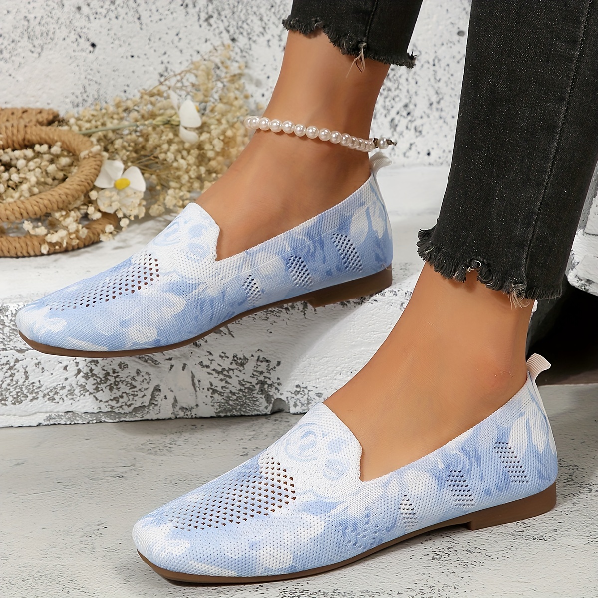 Double Laced White & Blue Sneakers, High Contrast Low Top Skate Shoes,  Women's Footwear - Temu
