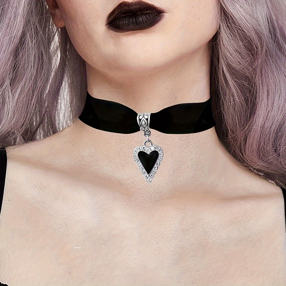 1pc Gothic Style White Black Heart Pendant, Black Rope Necklace, Exquisite Holiday Gift for Teen Girls,Temu