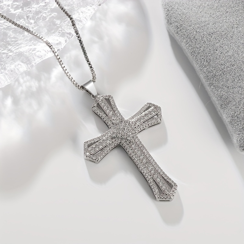 Men's Ice Crystal Inlaid Zircon Cross Necklace