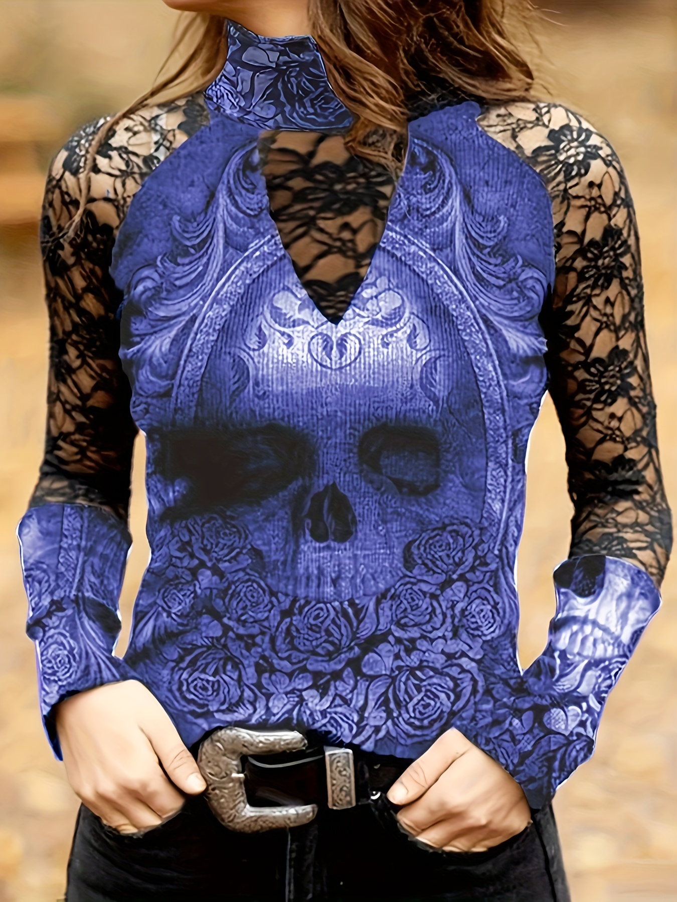  Ropa gótica celestial para mujer, camiseta con cuello en V y  estética de media luna, Negro, S : Ropa, Zapatos y Joyería