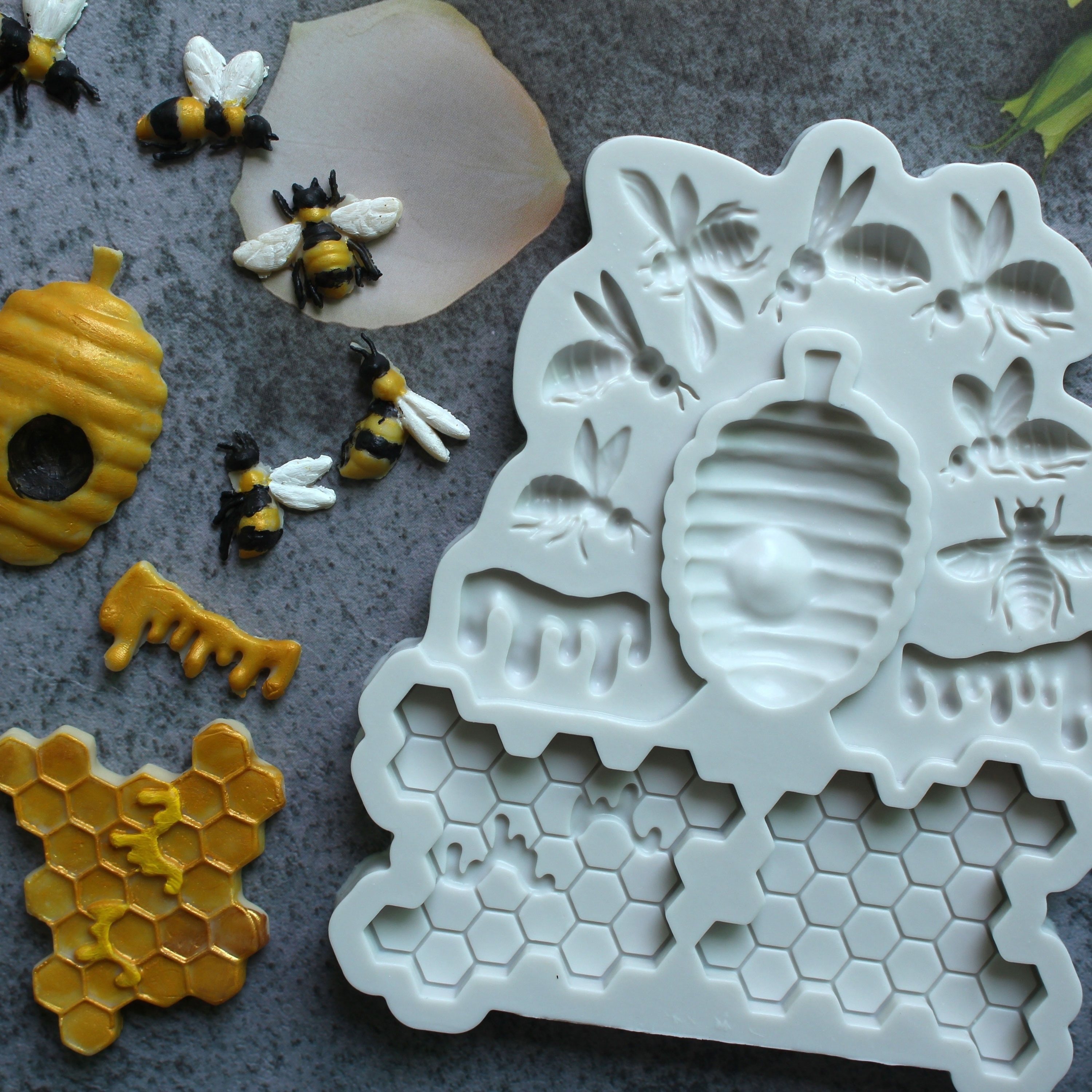 Bee Silicone Molds - Round Honeybee Silicone Molds for Homemade Soaps,  Lotion Bar, Jello, Bath Bomb, Beeswax, Resin, Chocolate and Dessert (Pink)