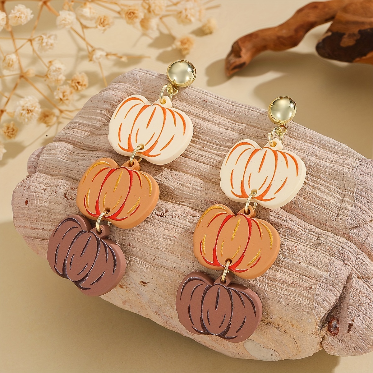 

Pumpkin Design Long Dangle Earrings Retro Cartoon Style Acrylic Jewelry Halloween Thanksgiving Day Ear Ornaments Female Gift Trio Earrings