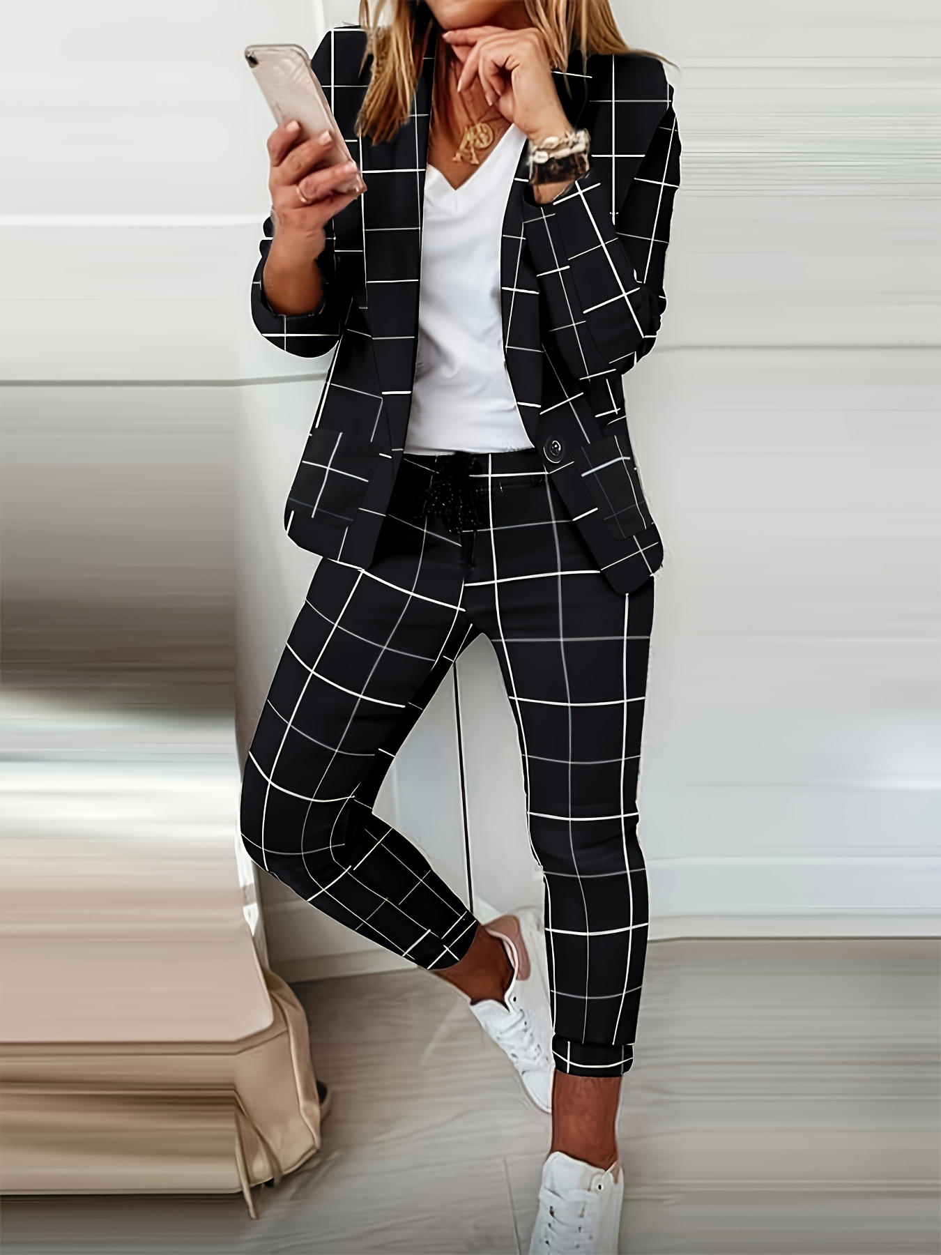 Trouser Suit: Women's Trouser/Straight Suits | Designer Trouser Dresses |  Andaazfashion.com