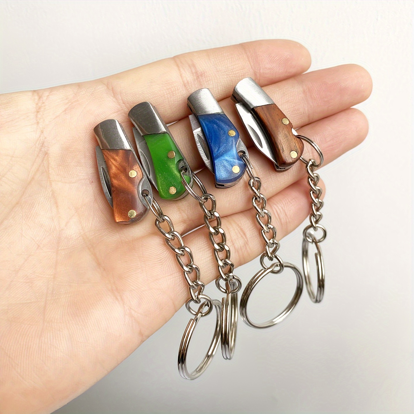 Multifunctional Classic Mini Knife Bottle Opener Keychain With