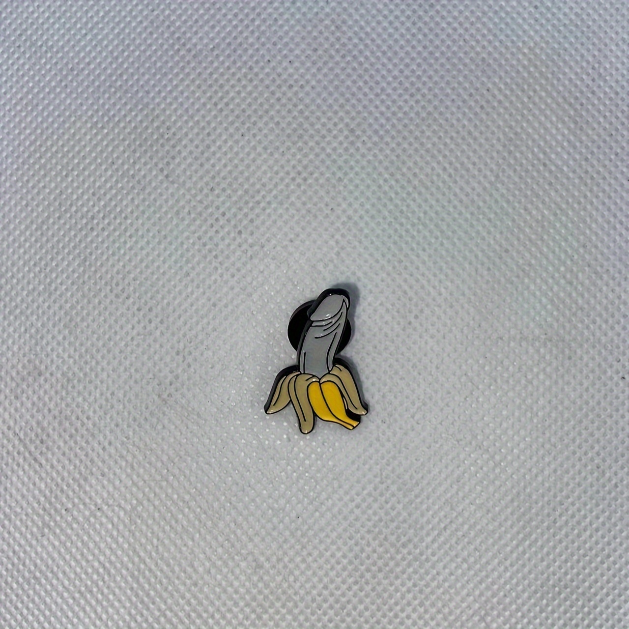 Funny Banana Shape Brooch Unique Cartoon Alloy Pin Clothes - Temu