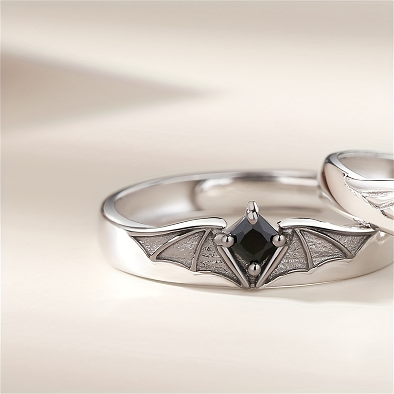Vintage Couple Ring with Rhinestone Inlay