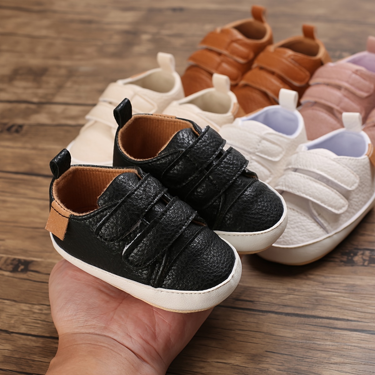 Chaussures bébé souples et antidérapantes