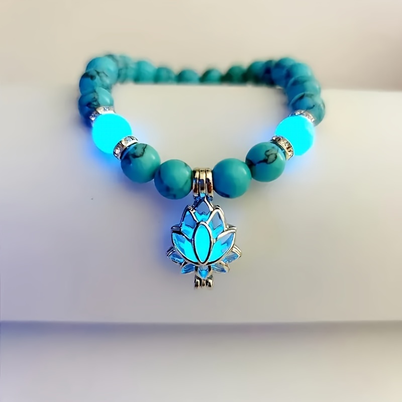 

Bohemian Style Turquoise Beaded Bracelet