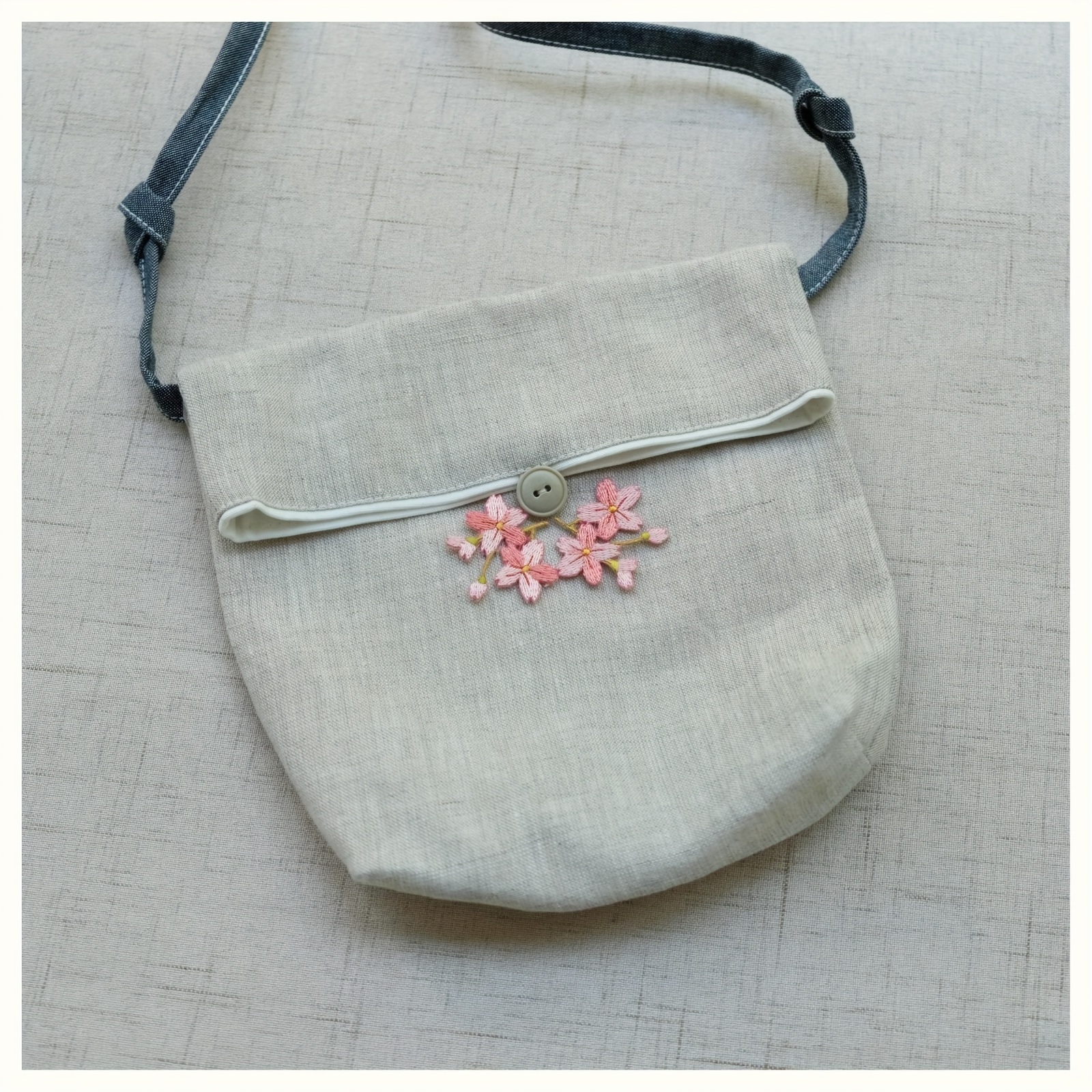 Kawaii Cherry Blossom Embroidered Purse