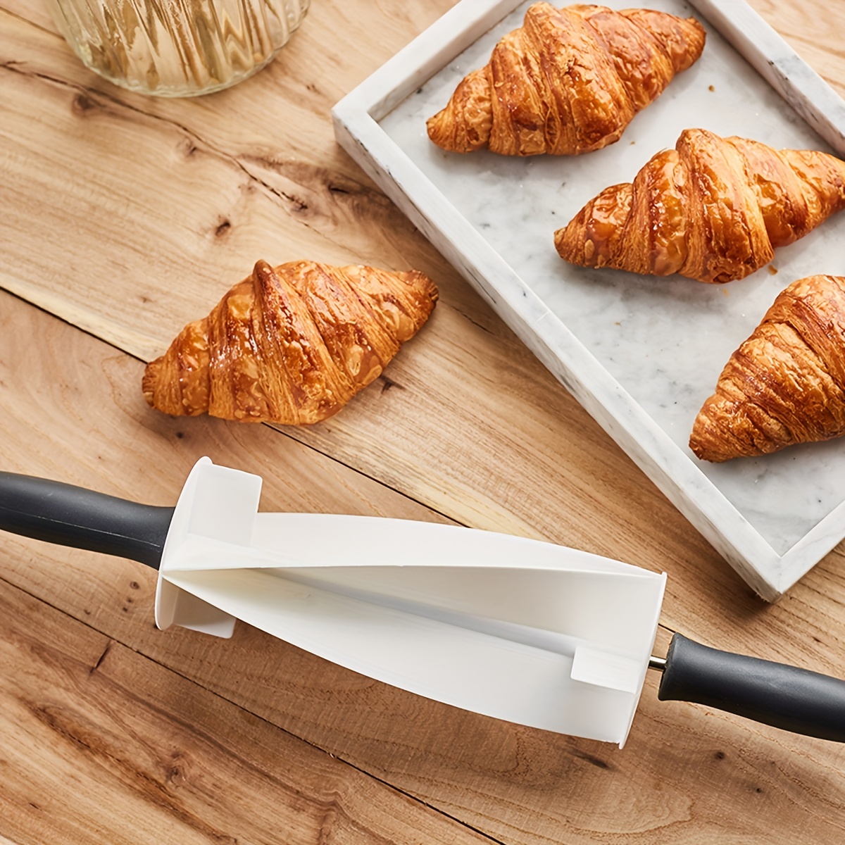 Roller Croissant Knife with Logo 