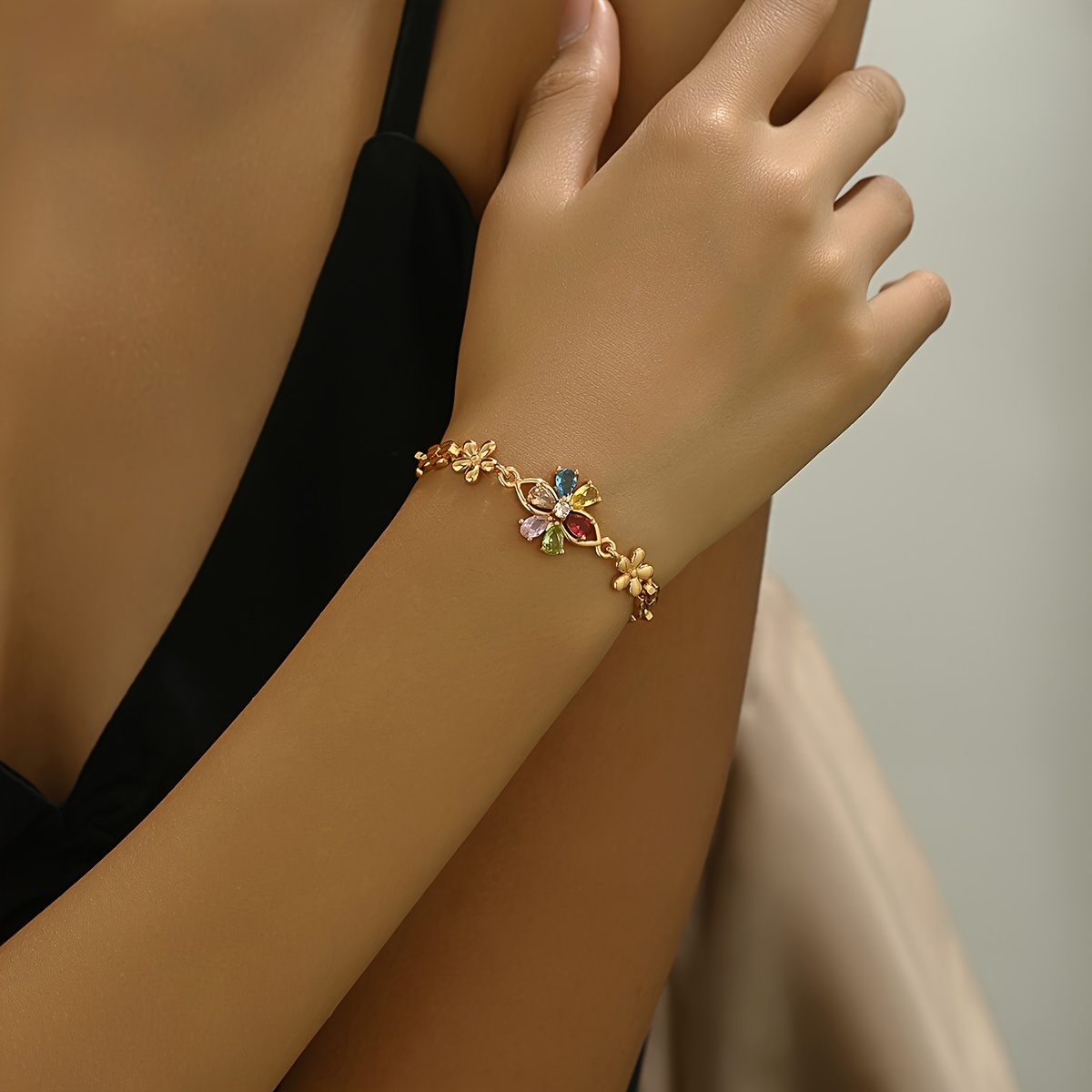 Bracelet avec motif incrusté de critaux¦plaqué or jaune inoxydable¦Bijoux  femme