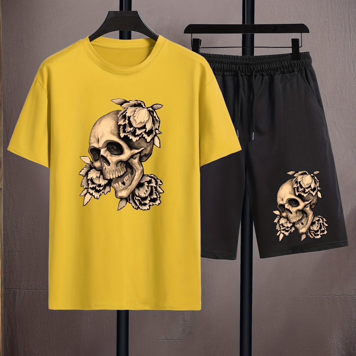 

Skull Print, Men's 2pcs, Casual T-shirt And Loose Drawstring Shorts For Summer