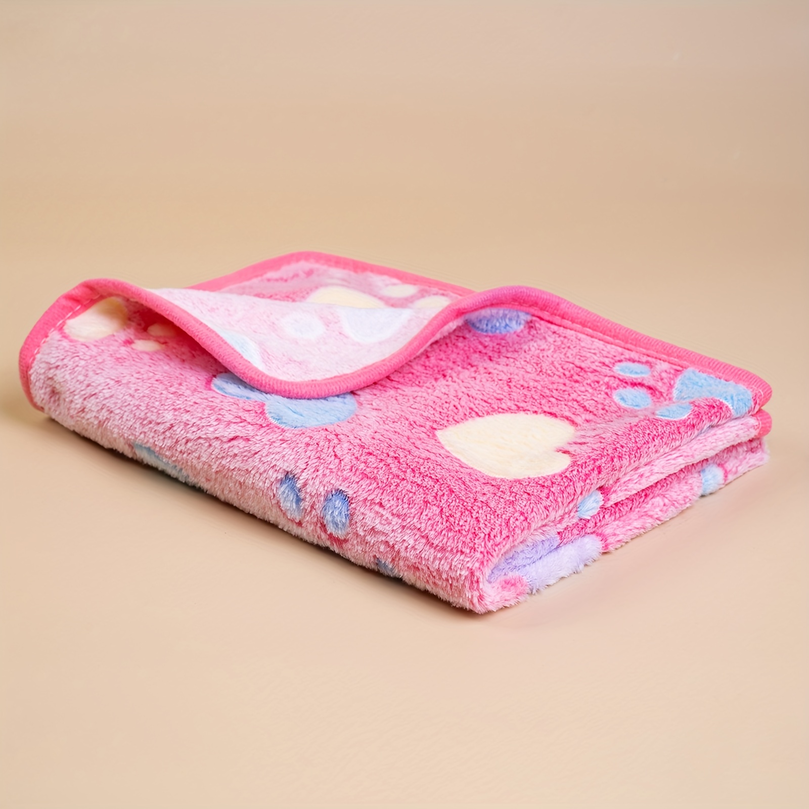 Pet Blanket with Printed Patterns Soft Warm Sleep Mat Fluffy Fleece Paw Print
