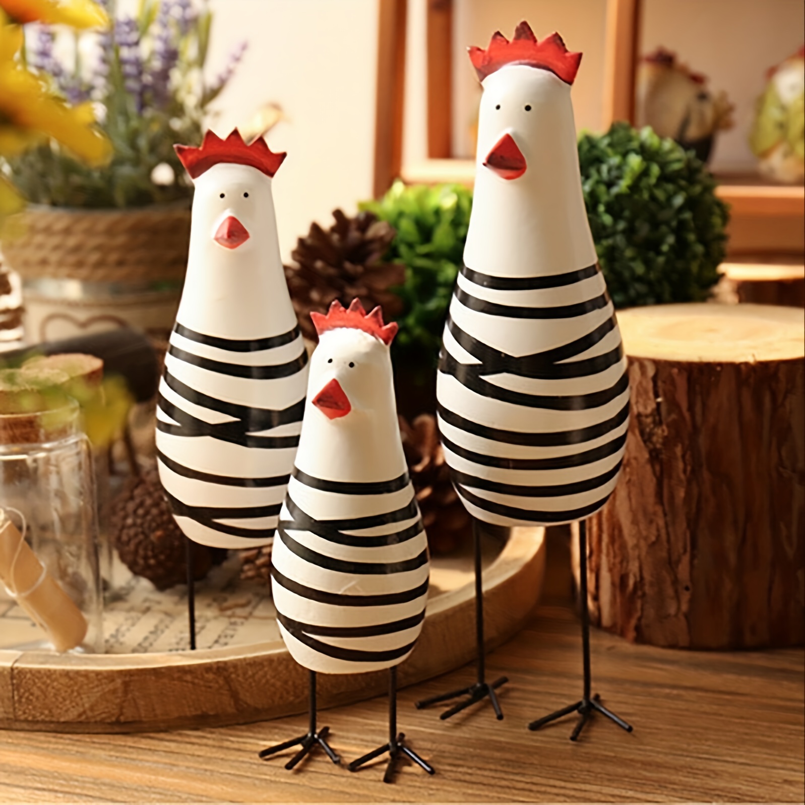 Wood Carving Decoration Figurines, Small Figurines Decoration