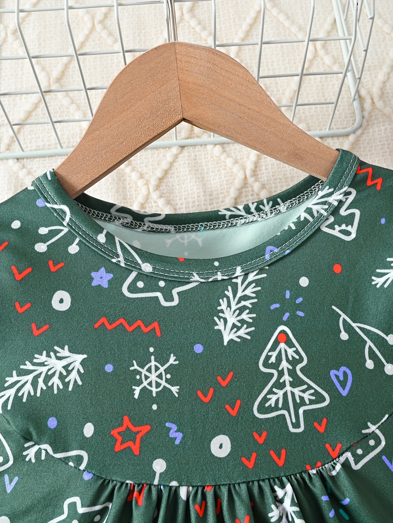 Mini boden 12 on sale days of christmas dress