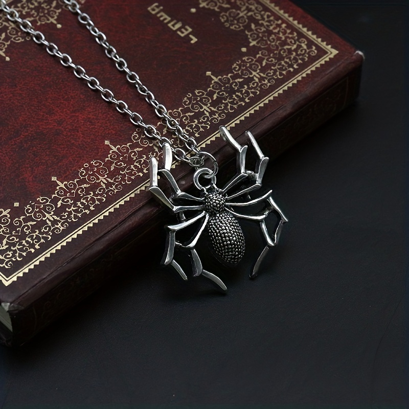 Punk Gothic Dark Spider Pendant Necklace for Men