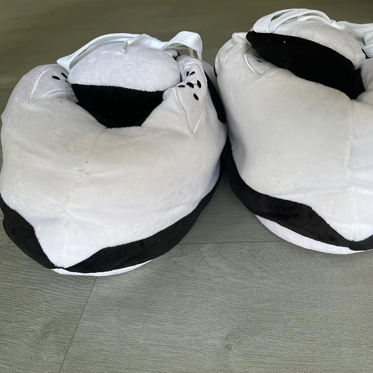 Jordan retro 11 on sale slippers